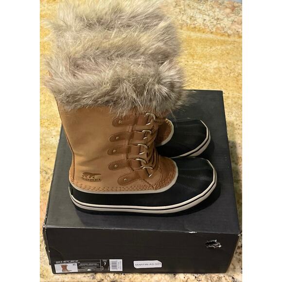 NWT/NIB Womens Sorel Joan of Arctic Waterproof Boots Size 7 - Picture 4 of 6